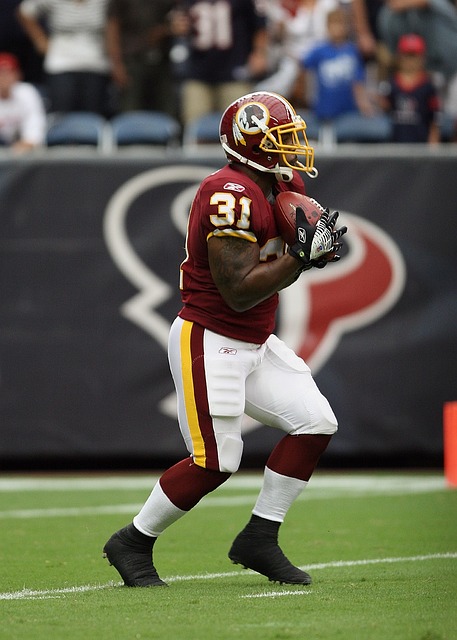 在助攻和抢 在助攻和抢